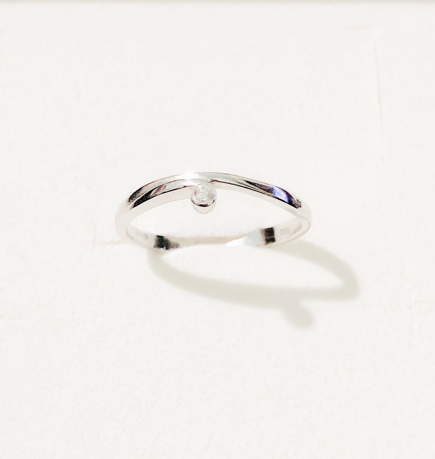 Anello da Donna Top Time in Oro Bianco 18kt con Diamantino